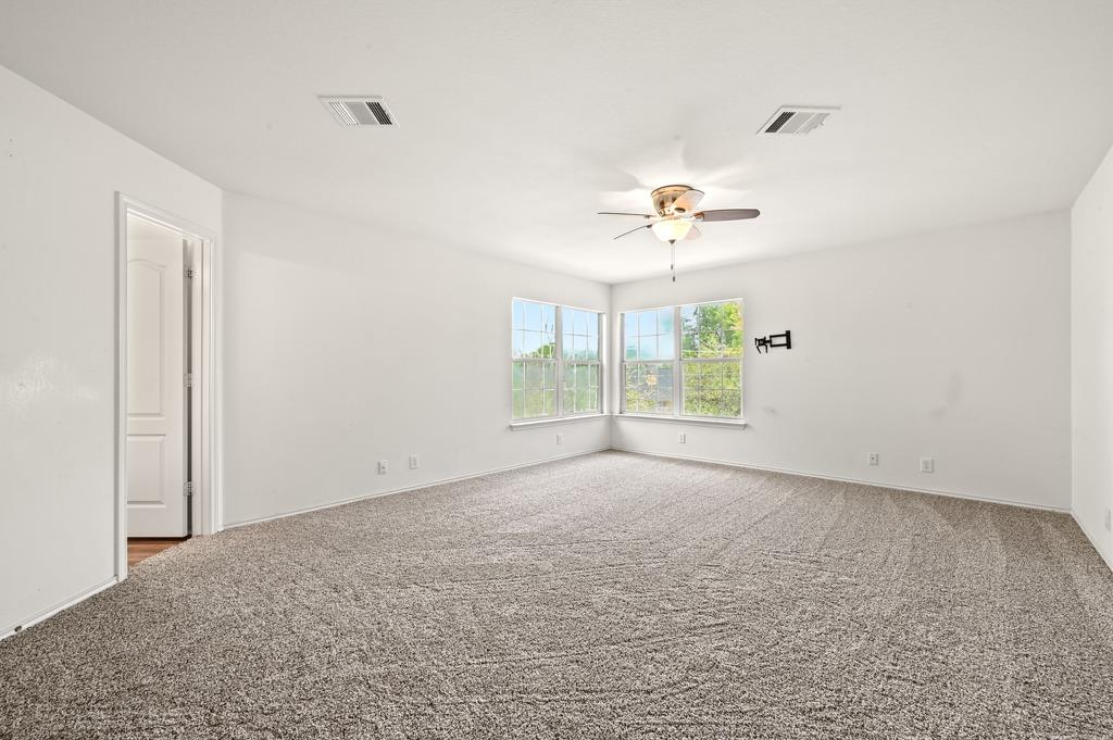 83 Elm Hill Ct, San Marcos, TX 78666