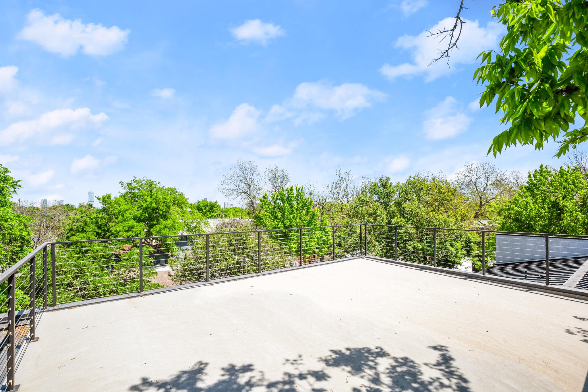 2215 S 3rd St, Austin, TX 78704