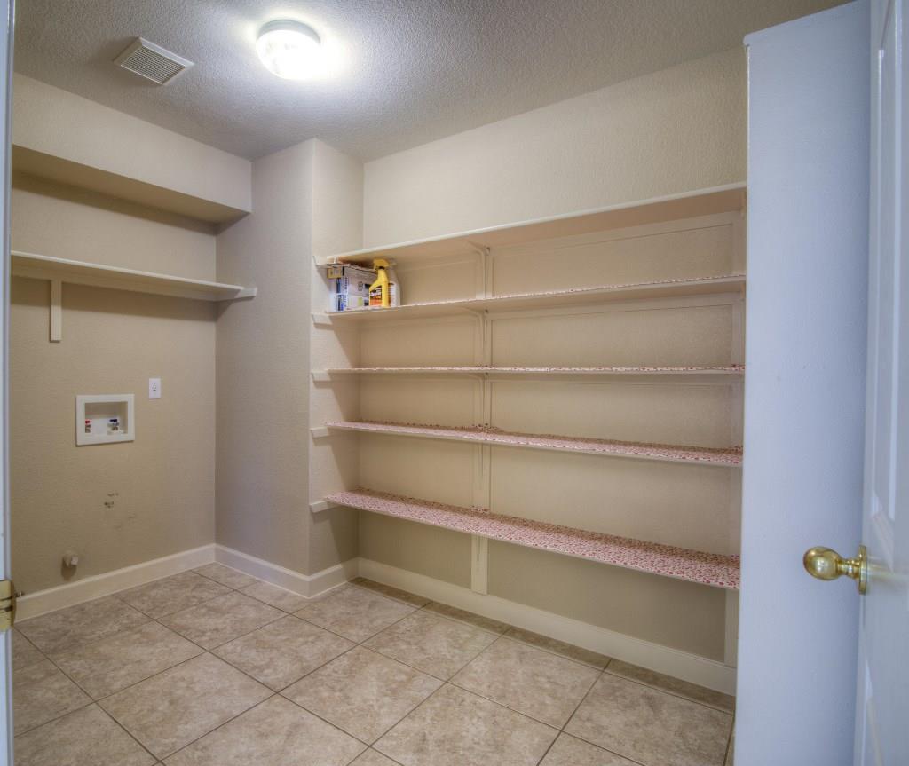 8701 Corran Ferry Dr, Austin, TX 78749