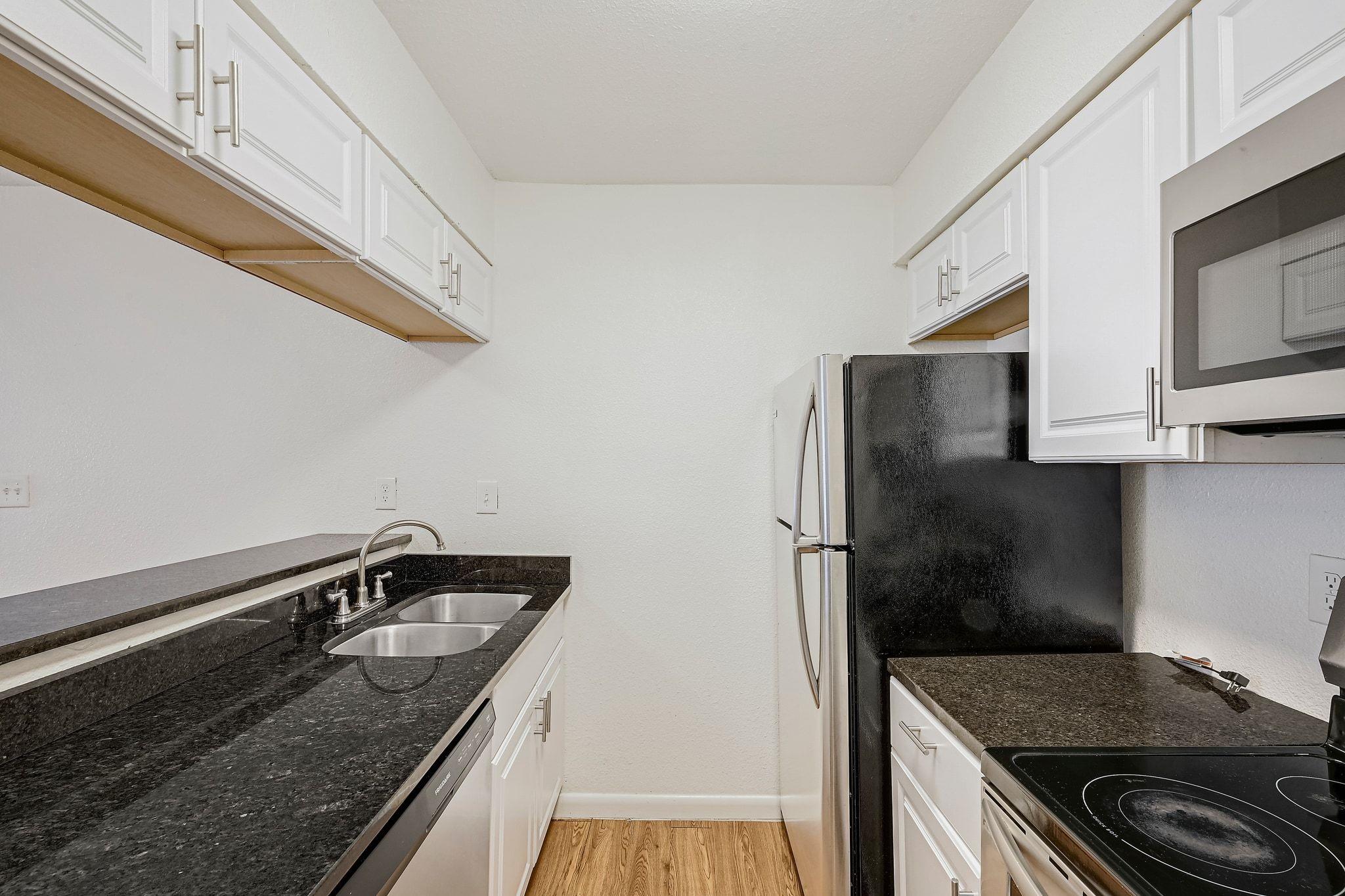 2207 Leon St # 201, Austin, TX 78705