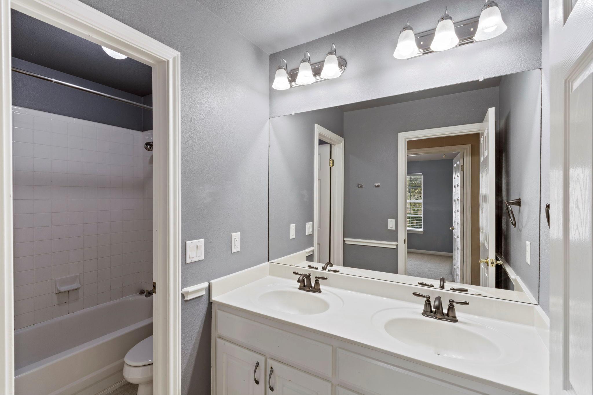 9501 Aire Libre Dr, Austin, TX 78726