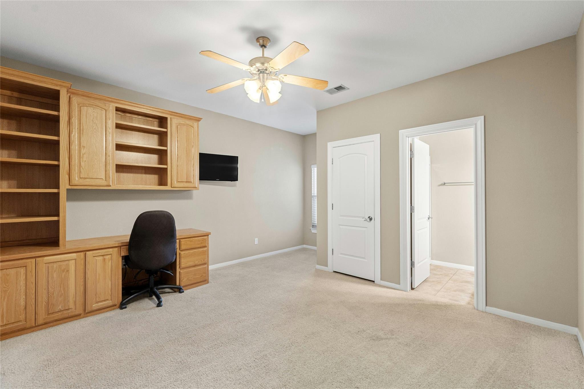 209 Overlook Ct, Georgetown, TX 78628