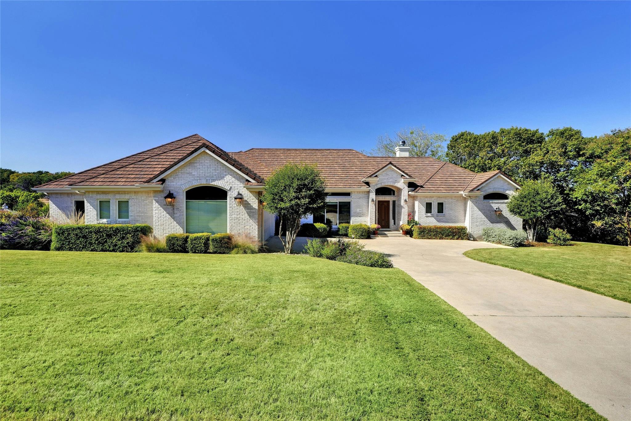 209 Overlook Ct, Georgetown, TX 78628