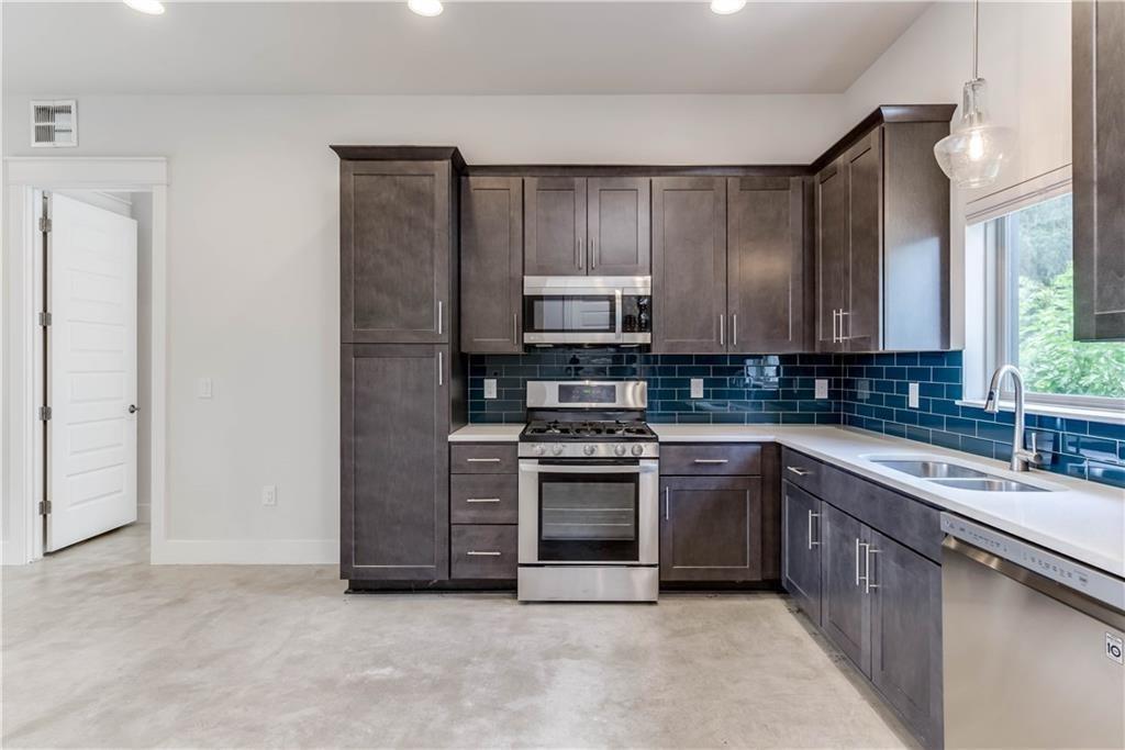 8411 Bowling Green Dr # B, Austin, TX 78757