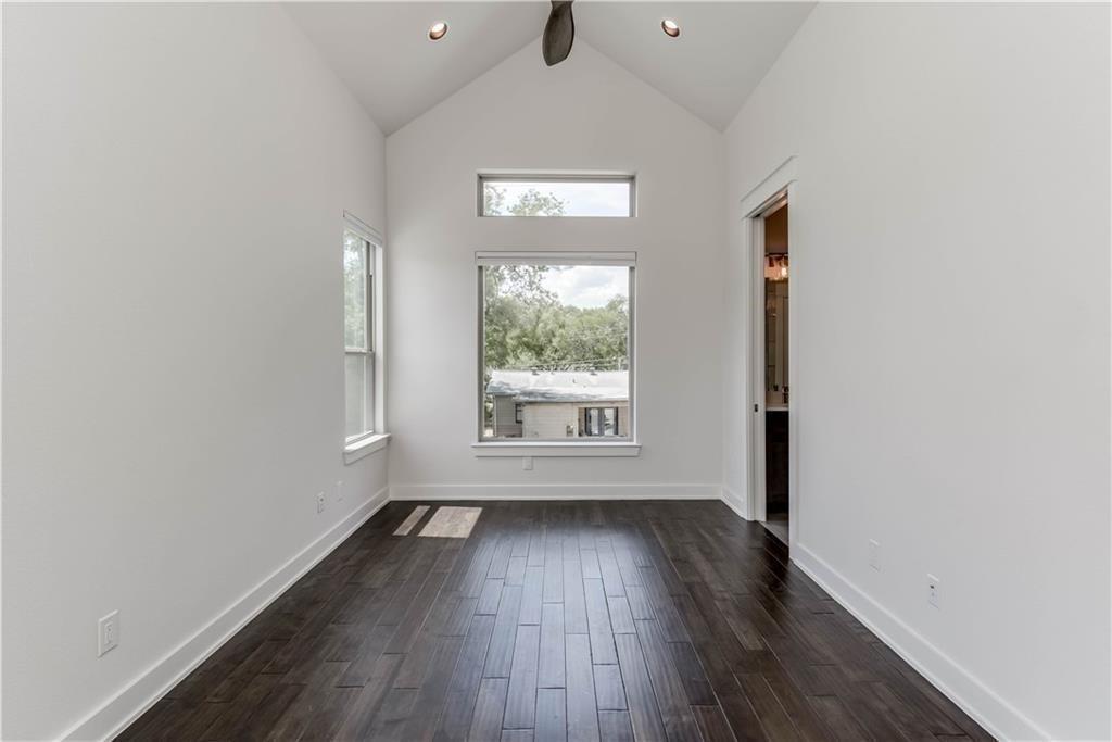 8411 Bowling Green Dr # B, Austin, TX 78757