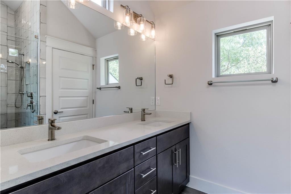 8411 Bowling Green Dr # B, Austin, TX 78757