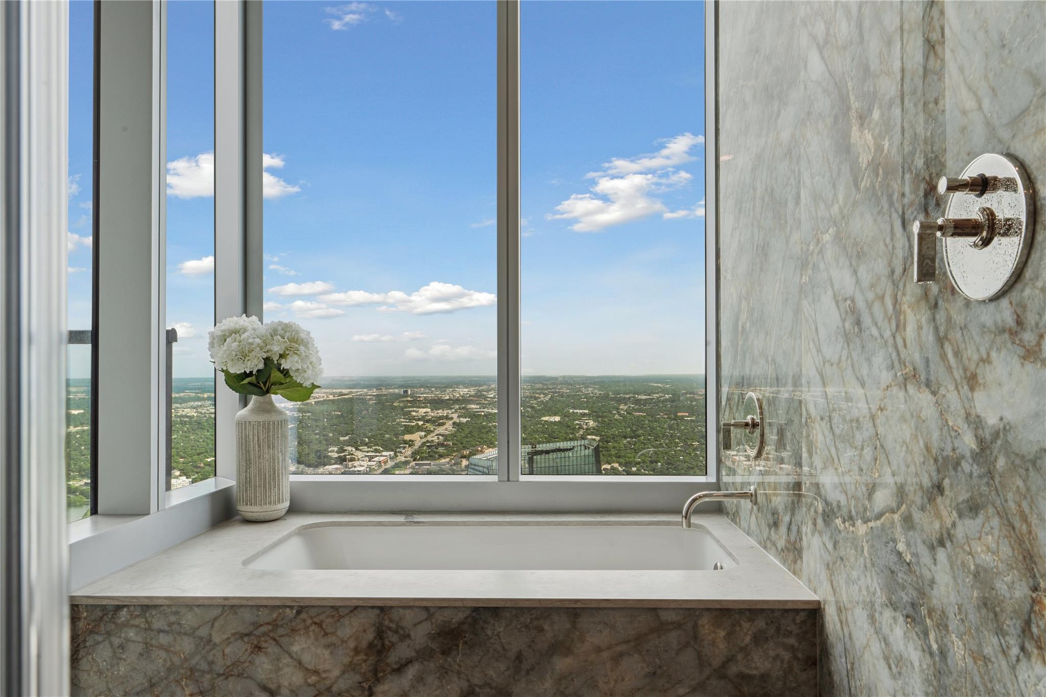 600 Guadalupe St # 6306, Austin, TX 78701