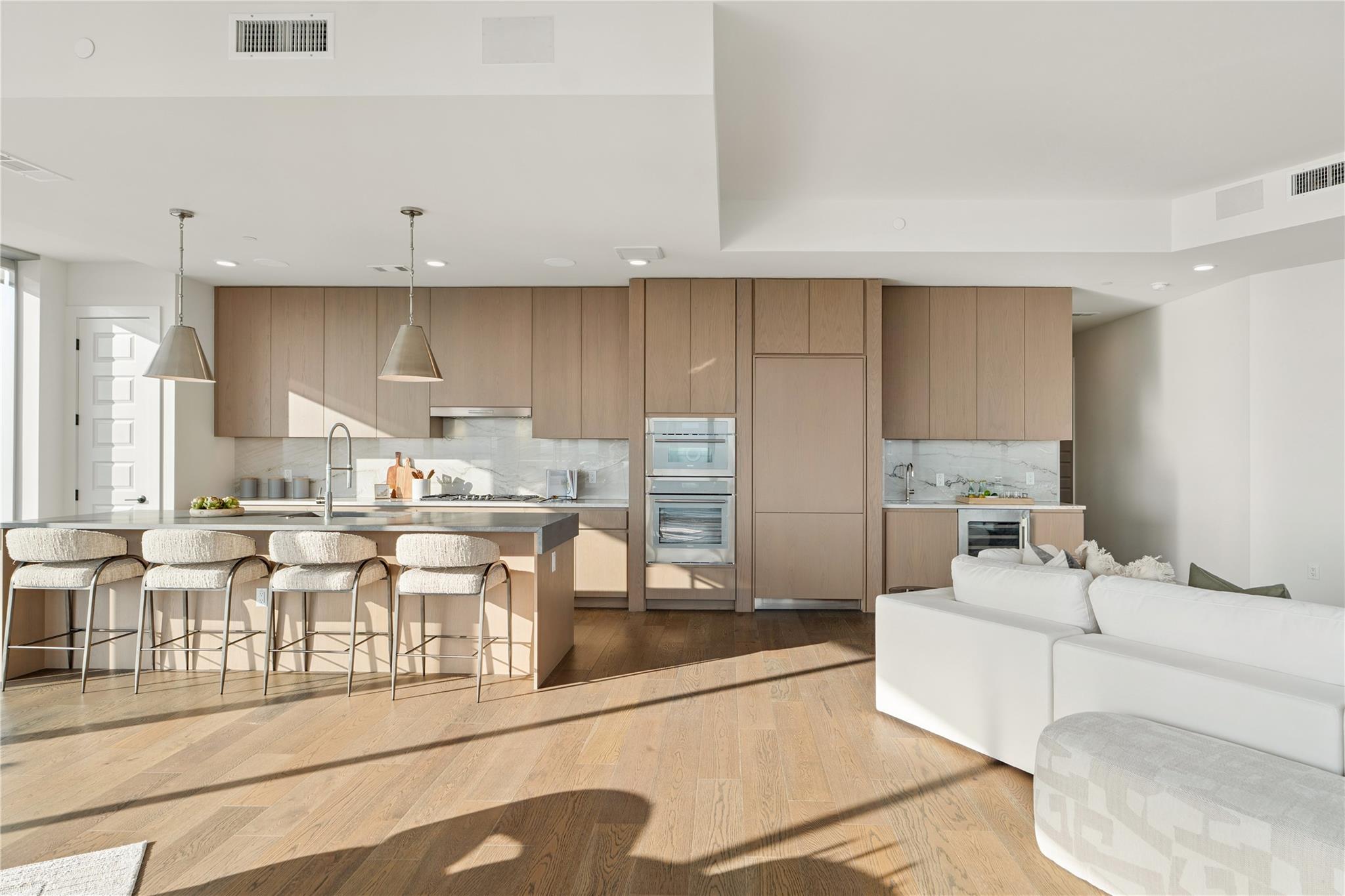 600 Guadalupe St # 6306, Austin, TX 78701