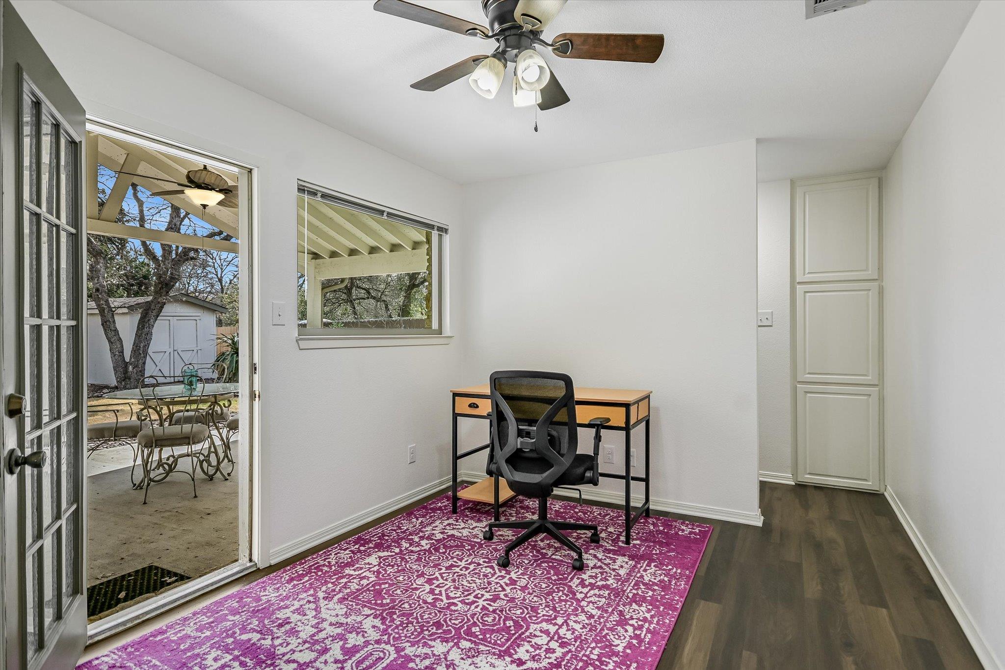 1303 Dragon Dr, Round Rock, TX 78681