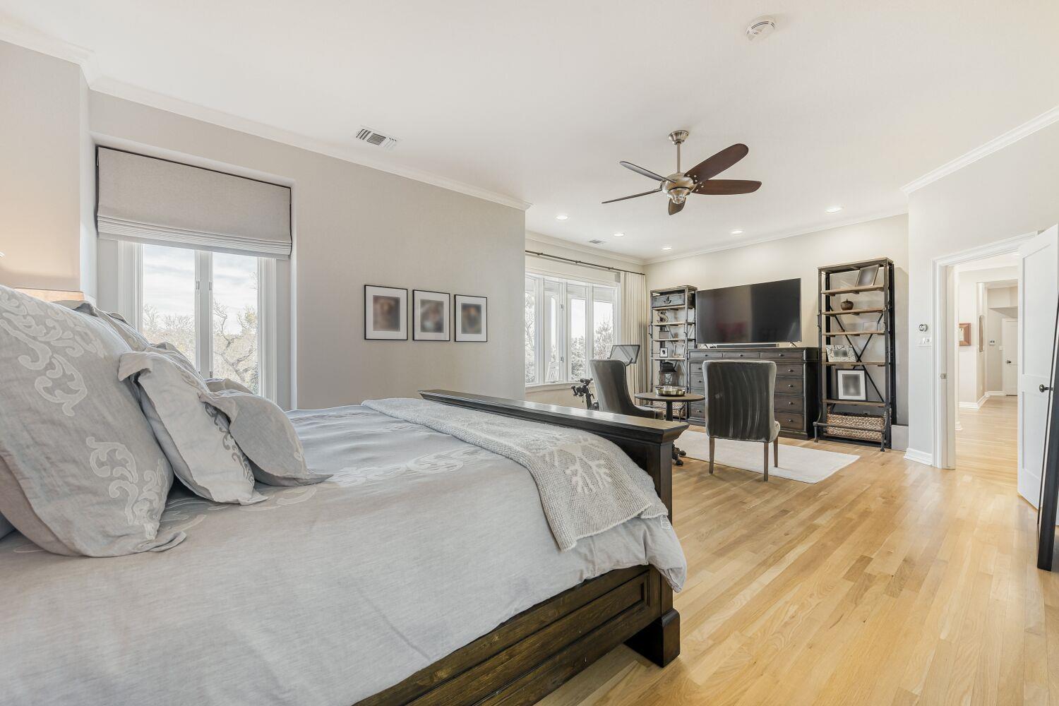 18 Ehrlich Rd, Austin, TX 78746