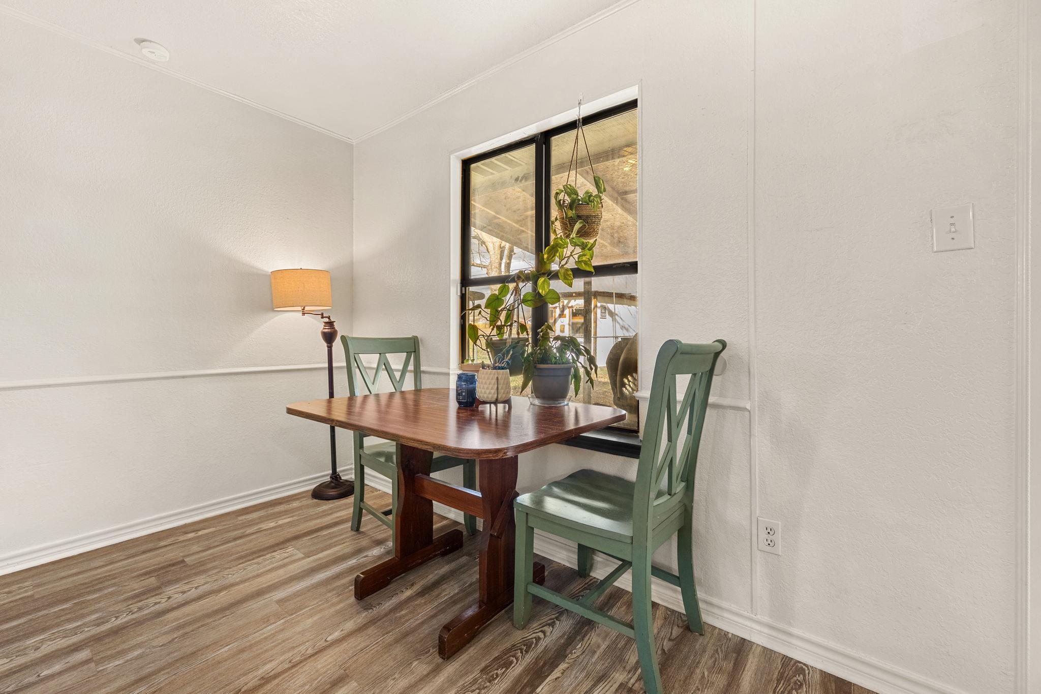 909 N 4th St, Copperas Cove, TX 76522