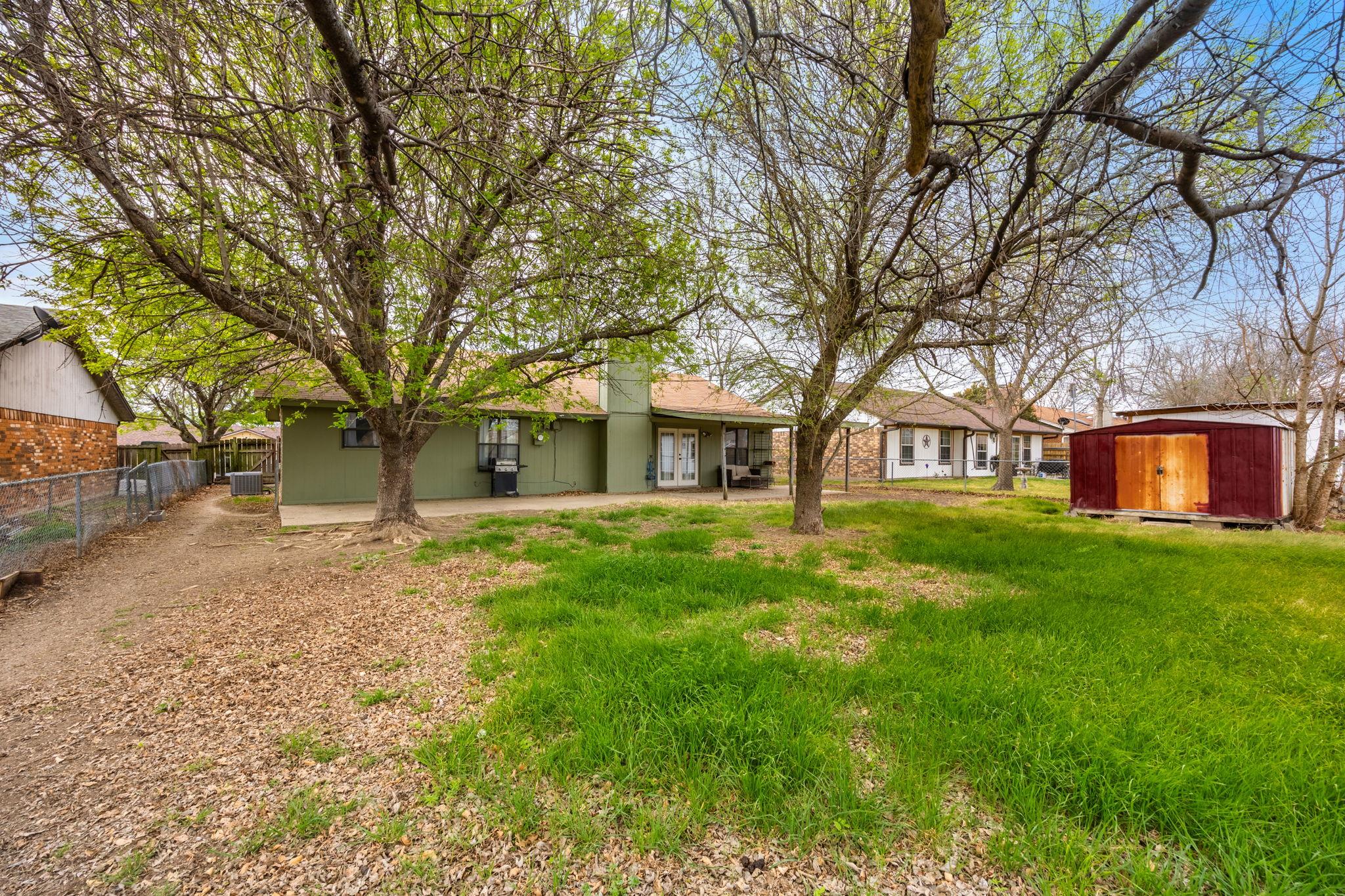 909 N 4th St, Copperas Cove, TX 76522