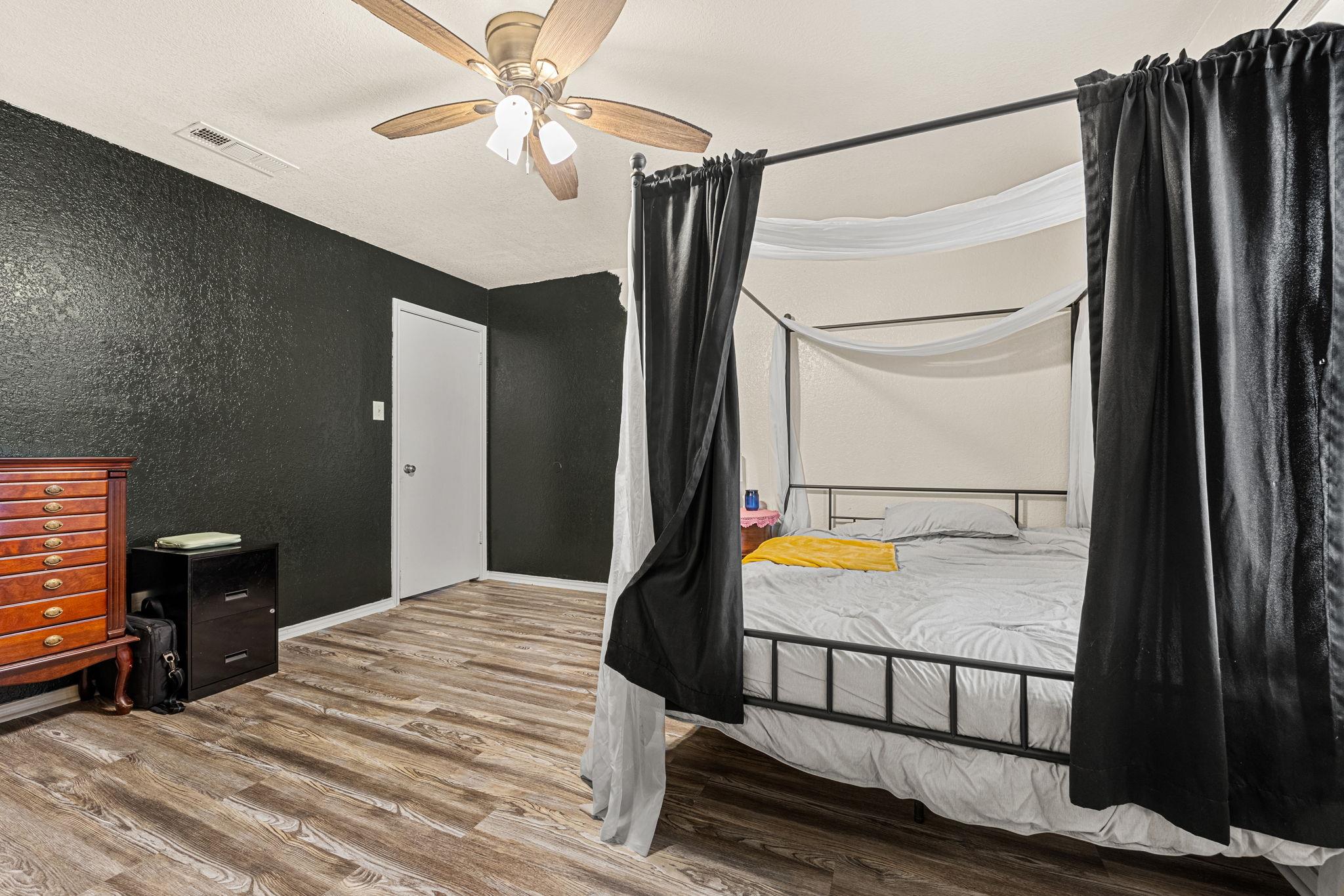 909 N 4th St, Copperas Cove, TX 76522