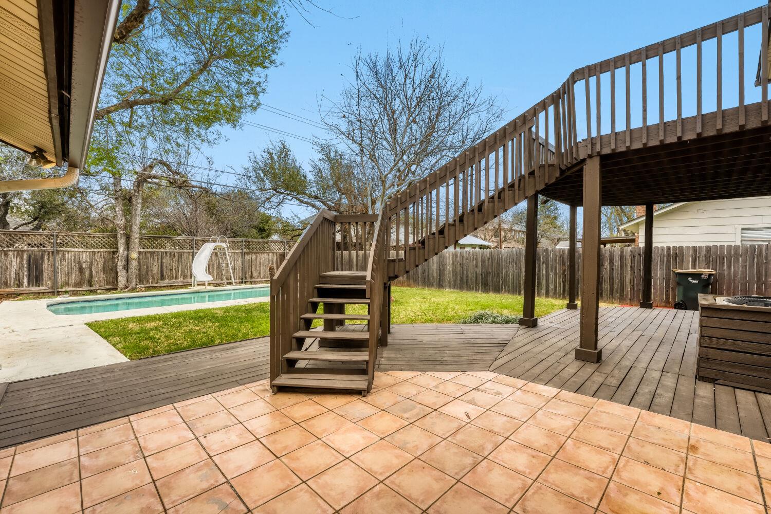 3902 Hillside Dr, Round Rock, TX 78681