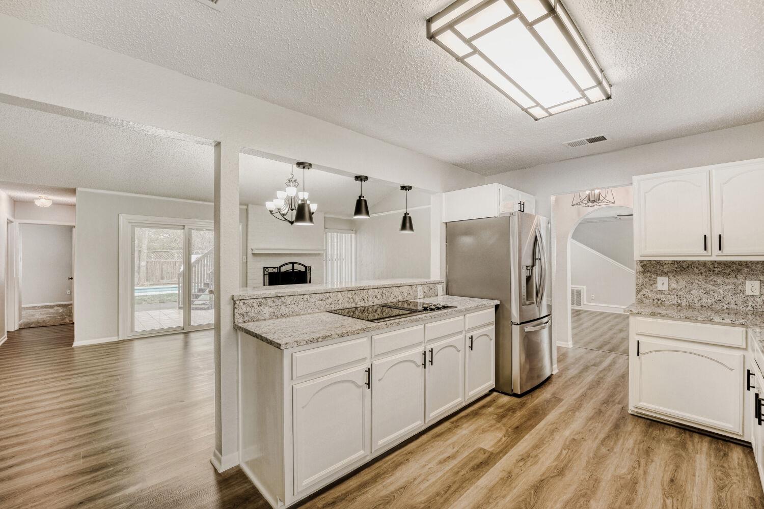 3902 Hillside Dr, Round Rock, TX 78681