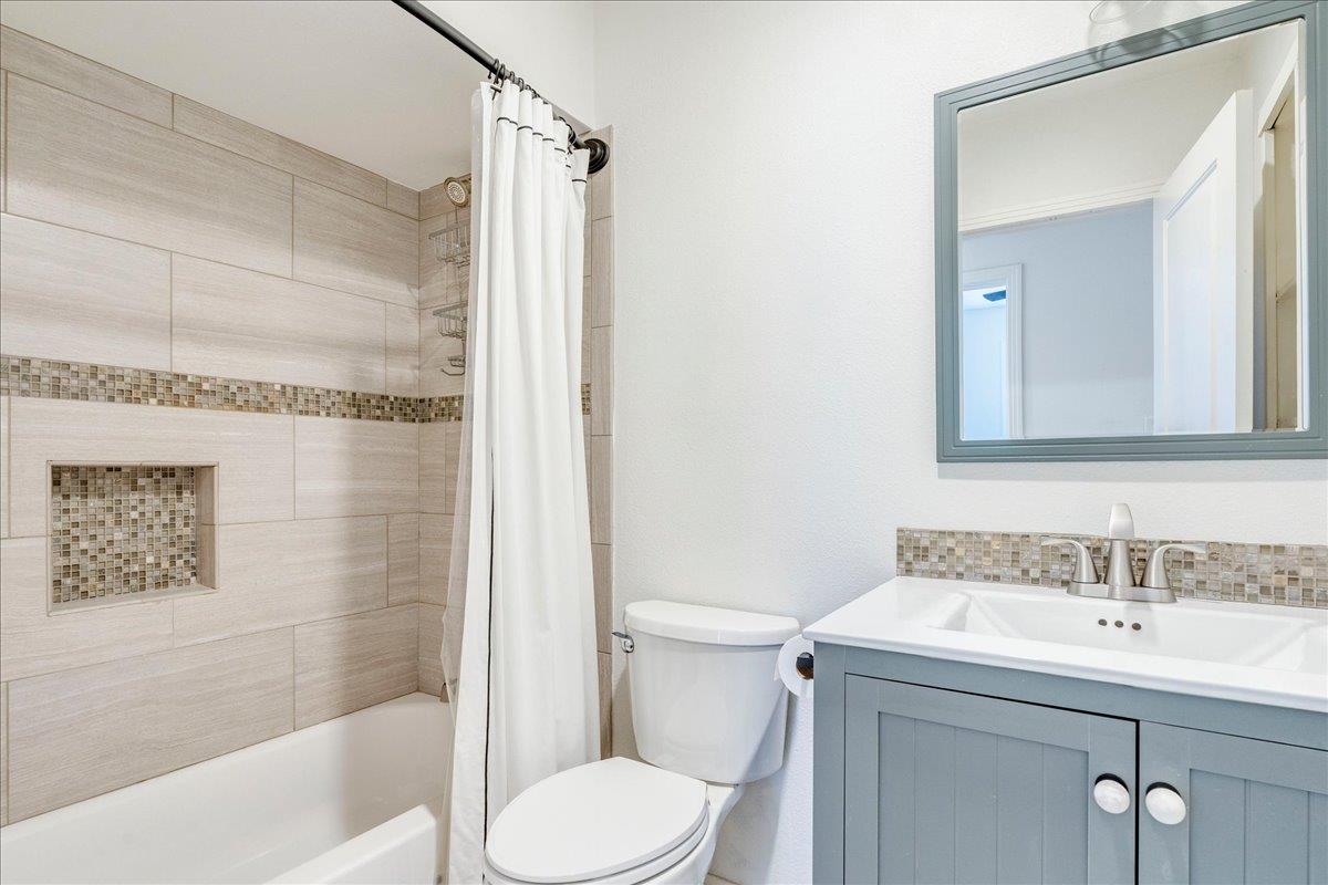 1817 Madison Ave, Austin, TX 78757