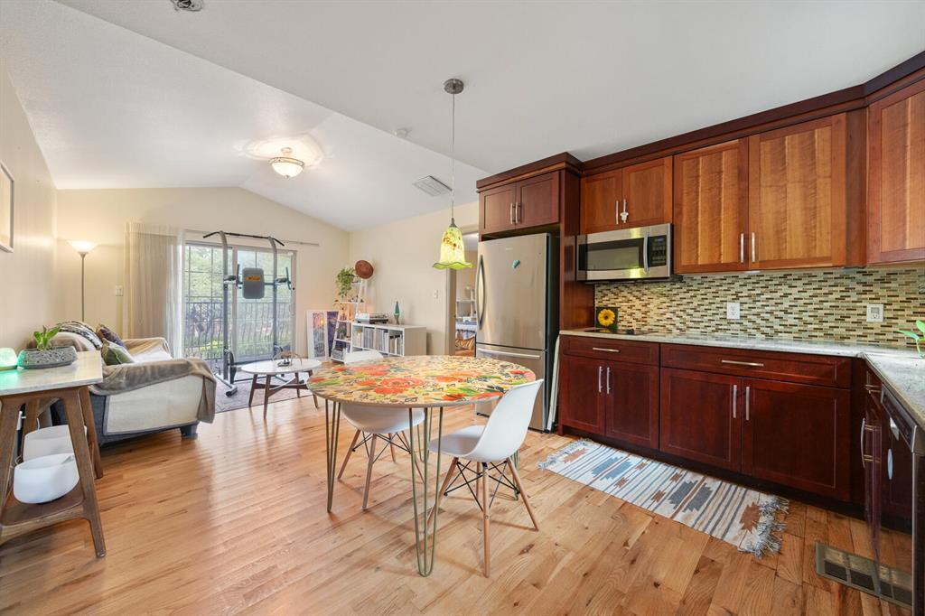 220 Southriver St, Wimberley, TX 78676