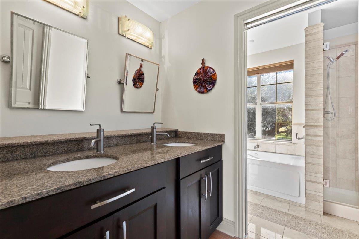 220 Southriver St, Wimberley, TX 78676