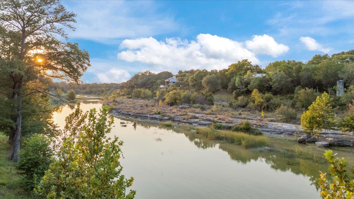 220 Southriver St, Wimberley, TX 78676