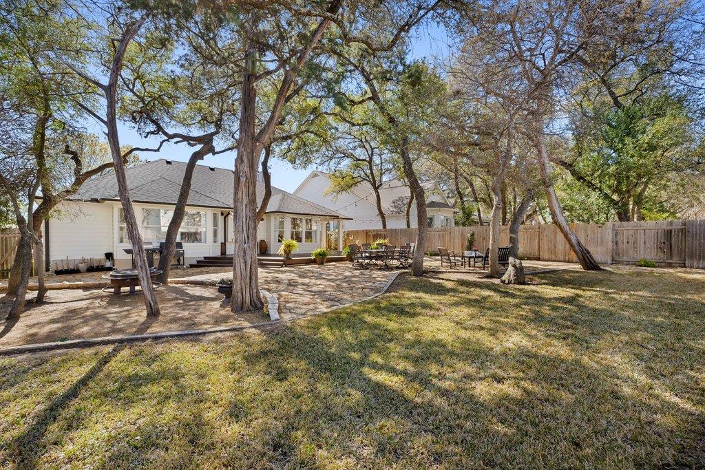 5700 Travis Green Ln, Austin, TX 78735
