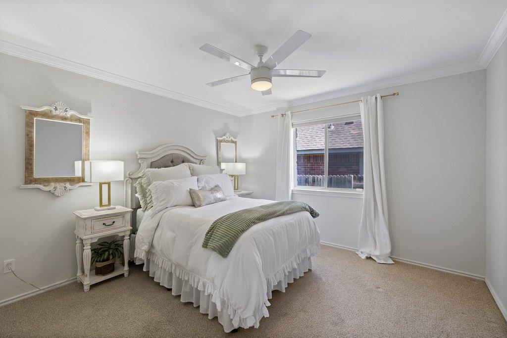 5700 Travis Green Ln, Austin, TX 78735