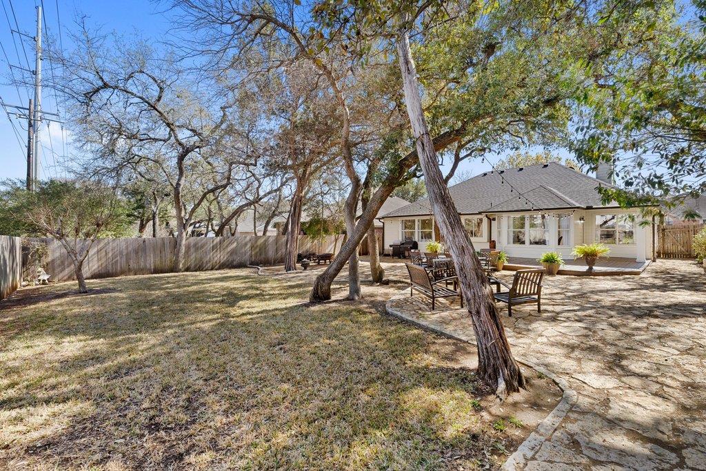 5700 Travis Green Ln, Austin, TX 78735