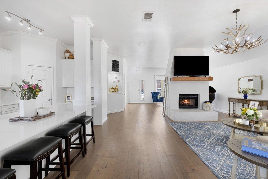 5700 Travis Green Ln, Austin, TX 78735