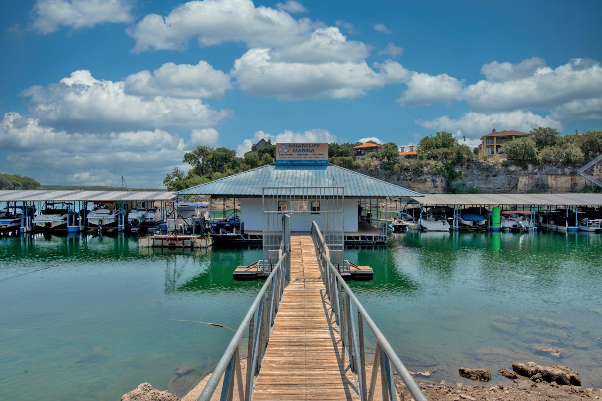 644 Newport Dr, Spicewood, TX 78669