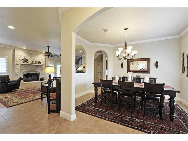 644 Newport Dr, Spicewood, TX 78669