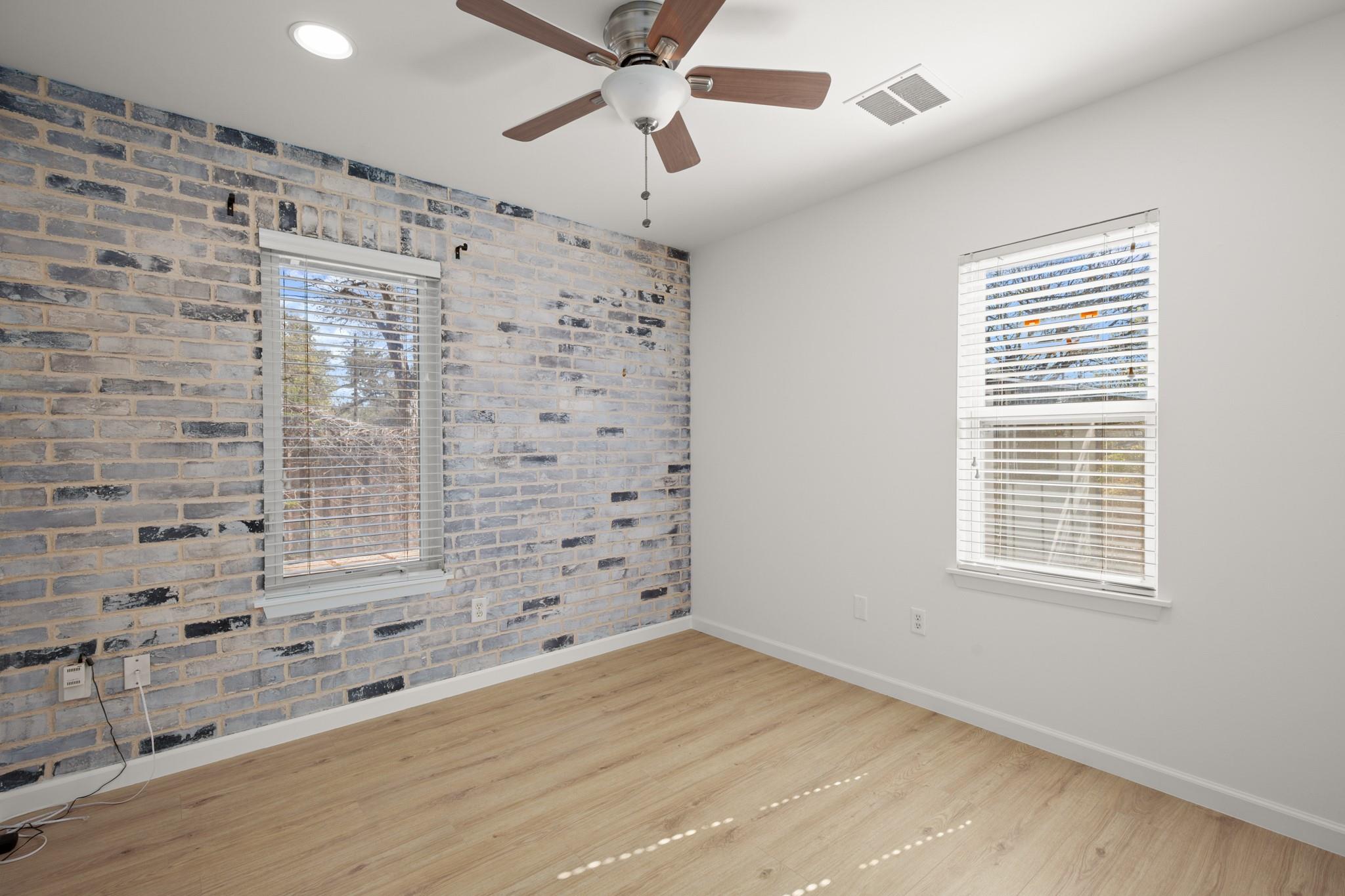 3203 South Oak Dr, Austin, TX 78704