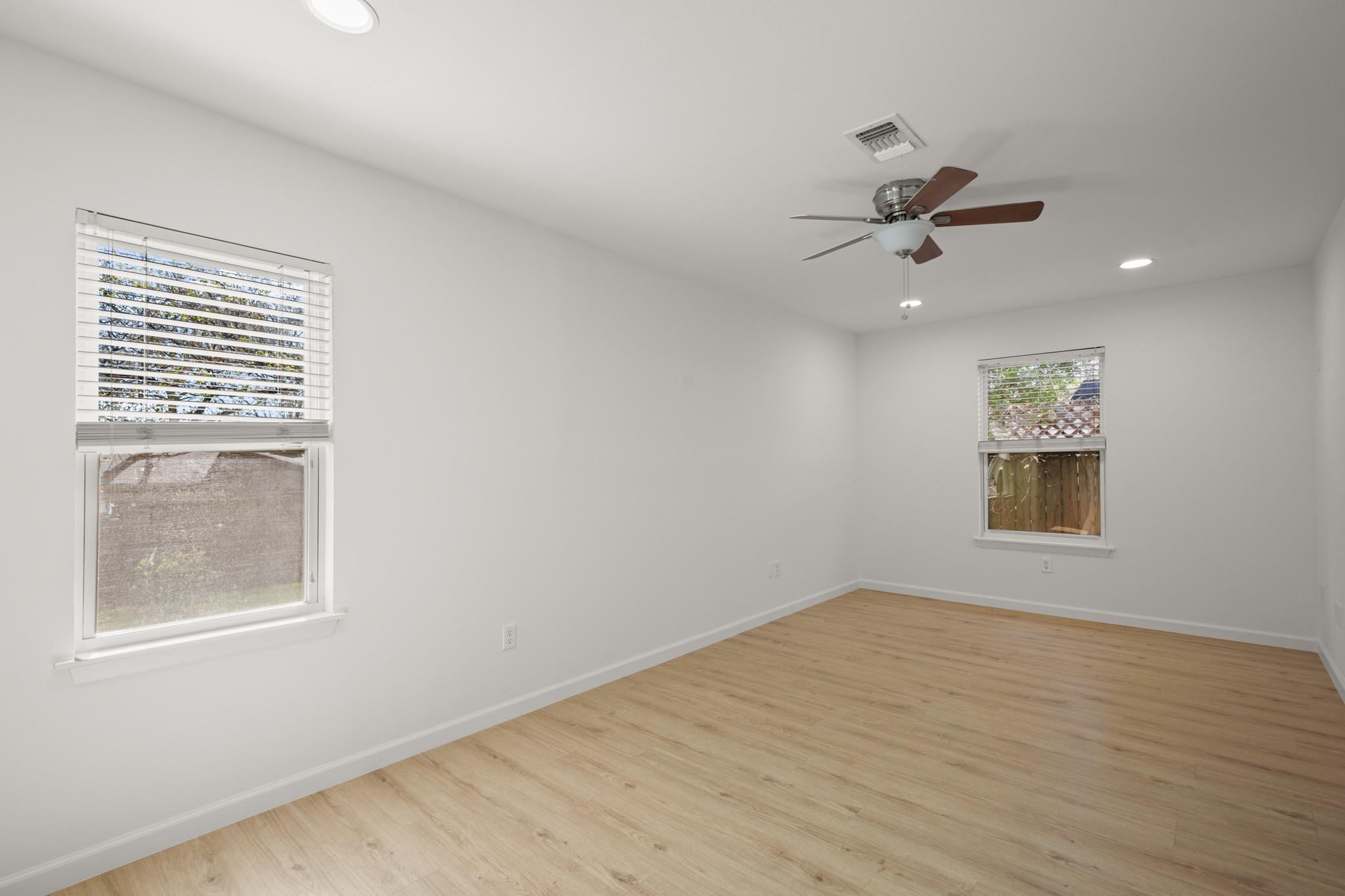 3203 South Oak Dr, Austin, TX 78704