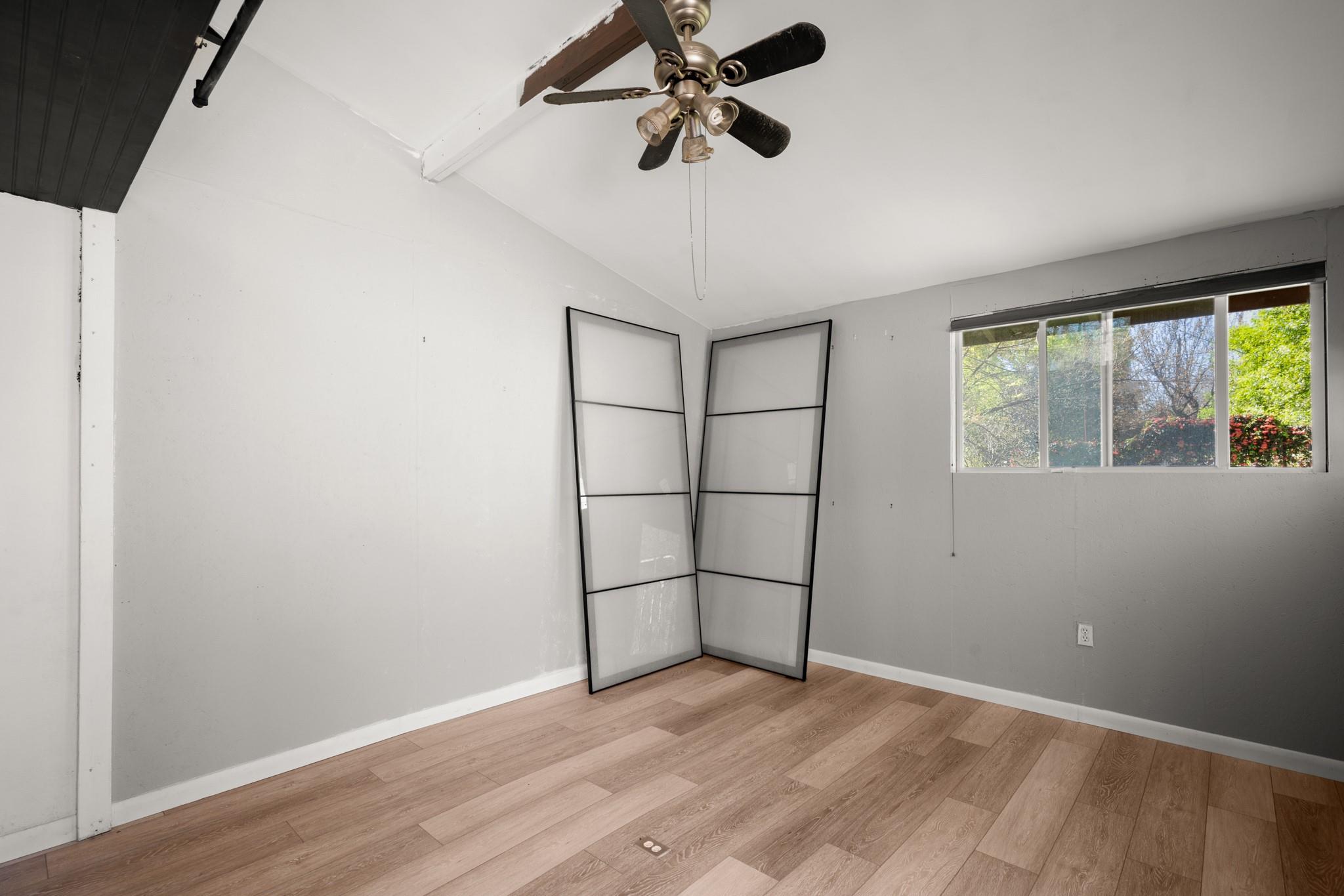 3203 South Oak Dr, Austin, TX 78704