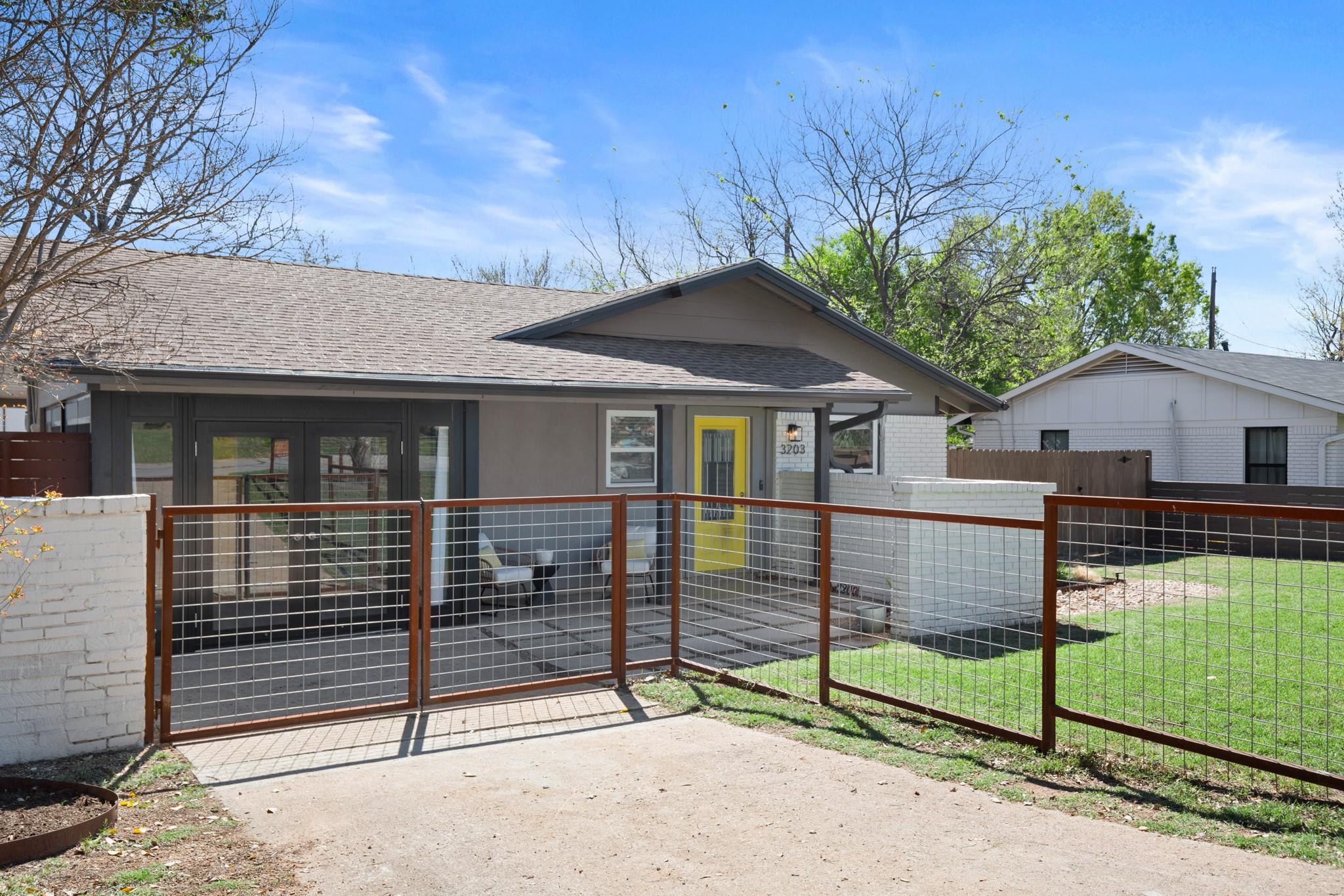 3203 South Oak Dr, Austin, TX 78704