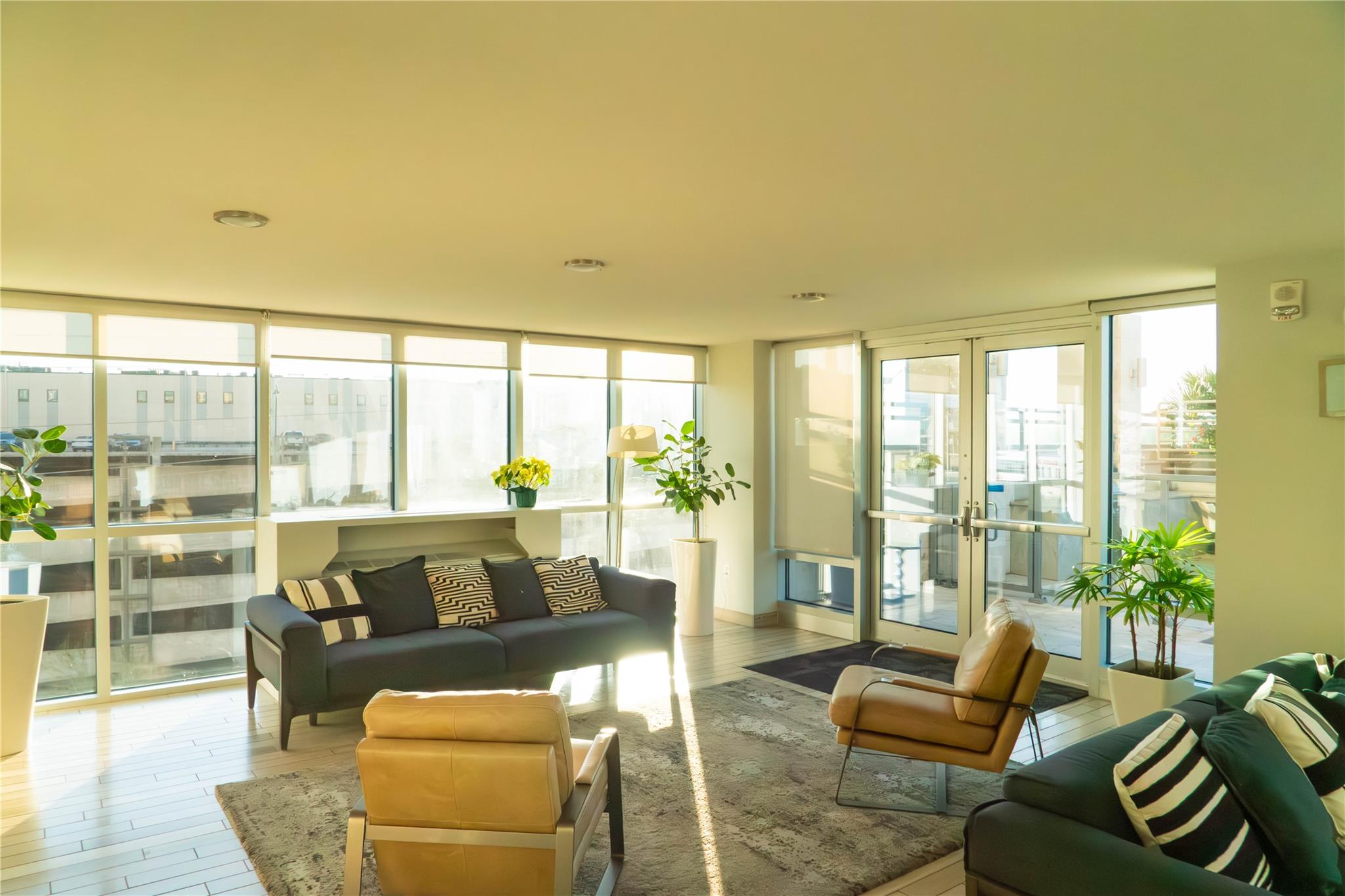 300 Bowie St # 703, Austin, TX 78703