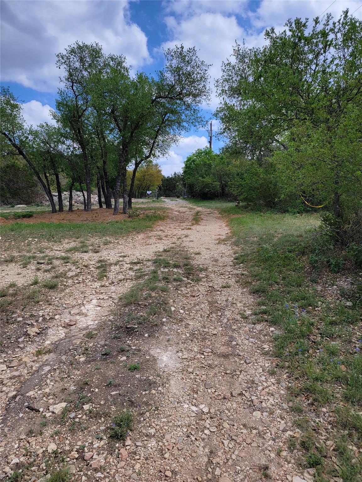 15901 Buddy Ave, Volente, TX 78641