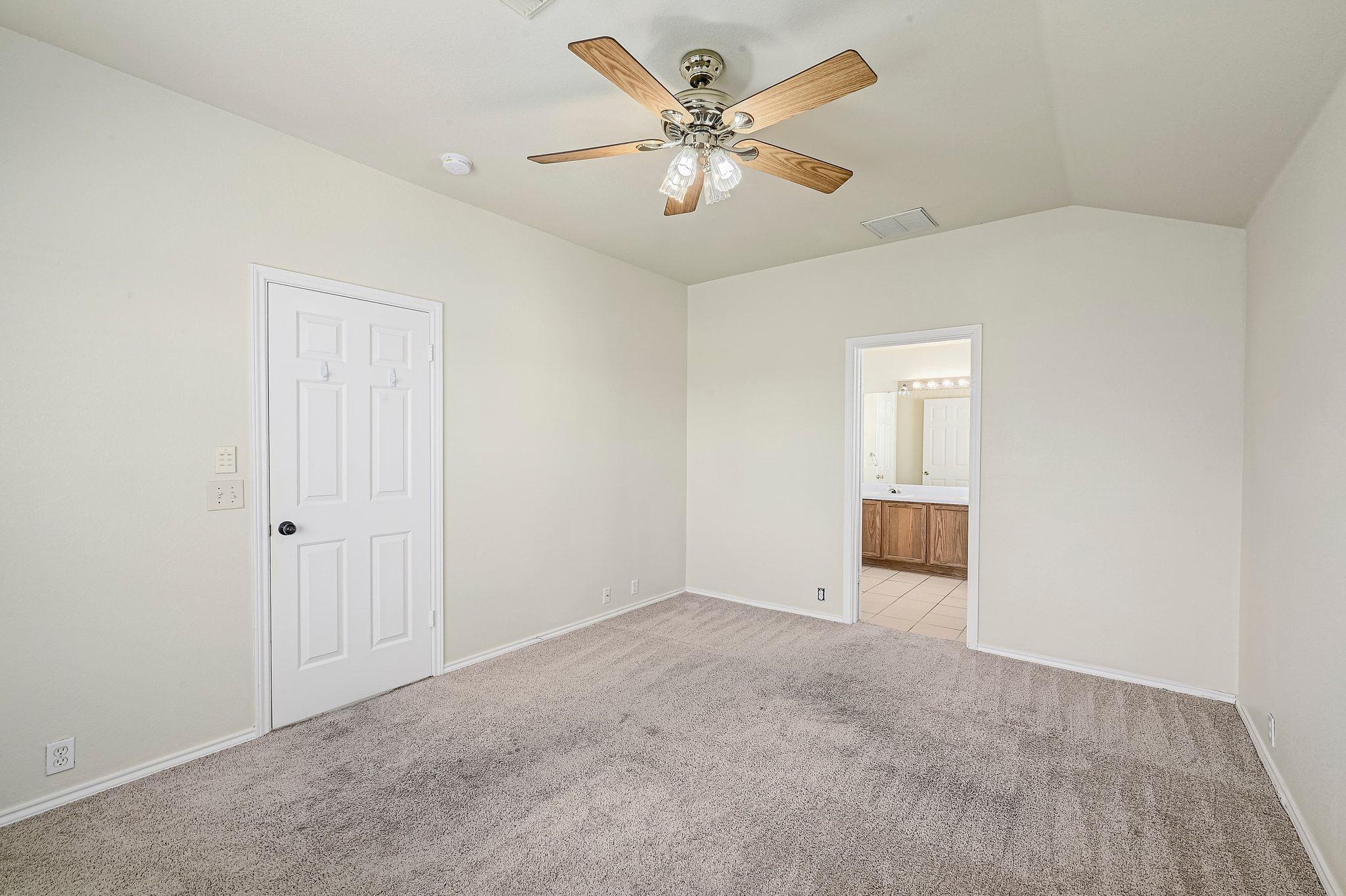 15205 Lantern Dr, Pflugerville, TX 78660