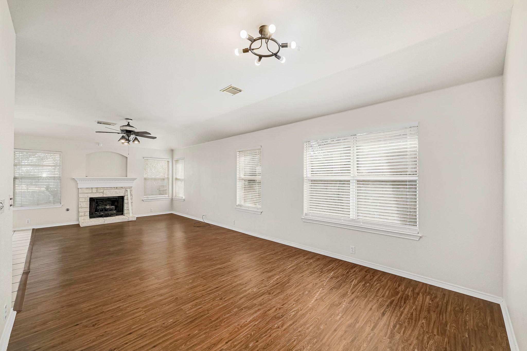 15205 Lantern Dr, Pflugerville, TX 78660