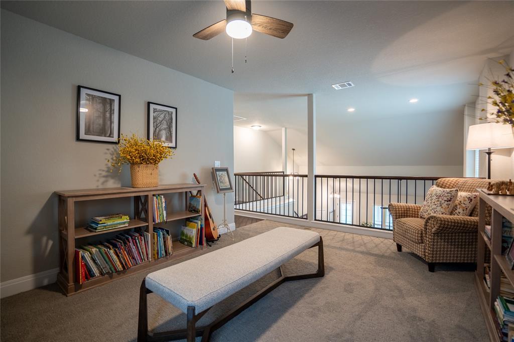 1215 Davis St, Taylor, TX 76574