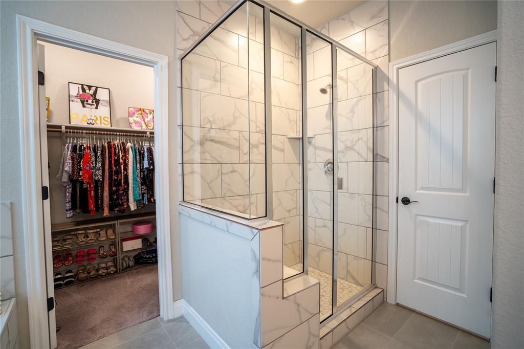 1215 Davis St, Taylor, TX 76574