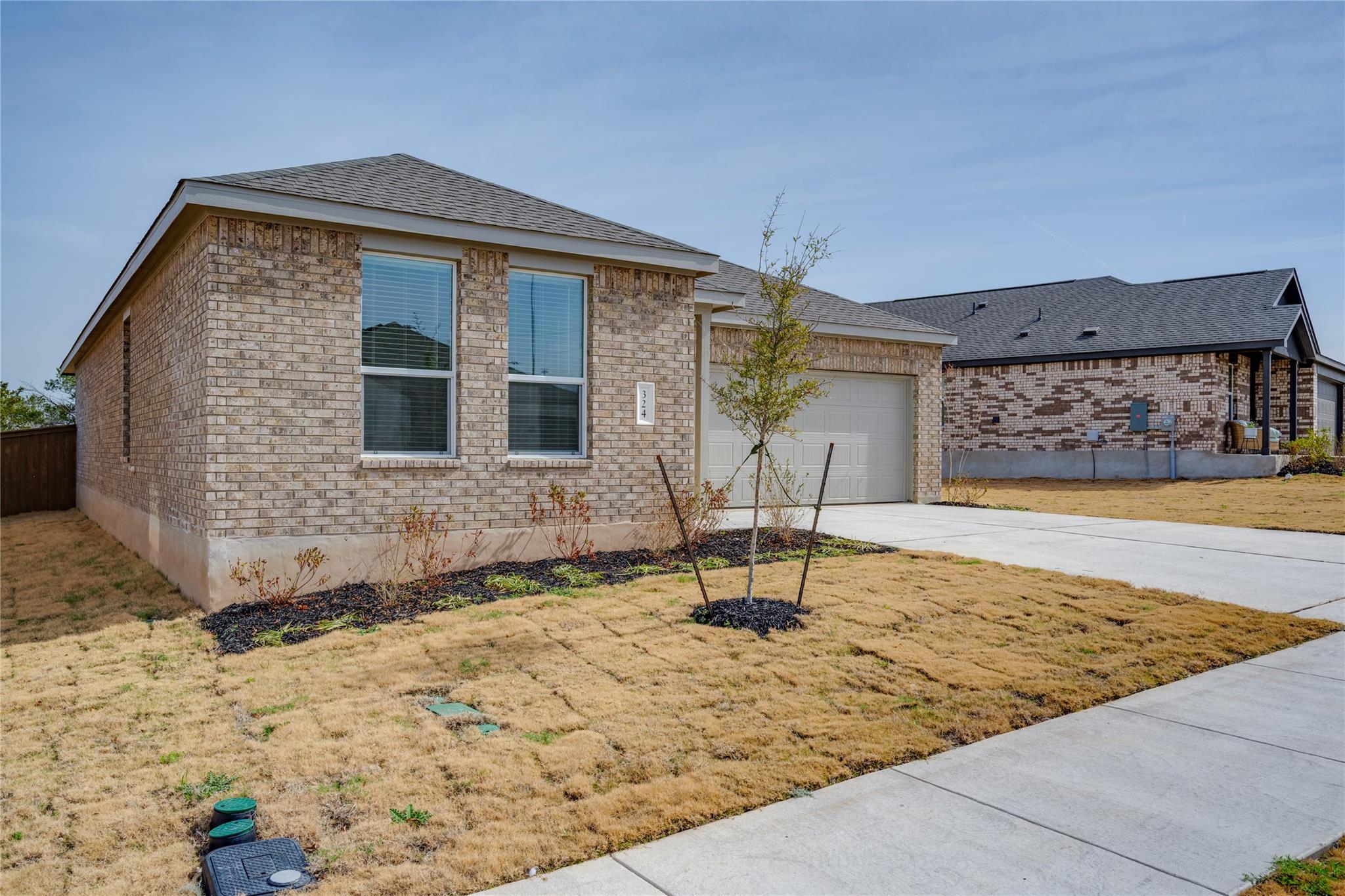 324 Rock Springs Dr, Marble Falls, TX 78654