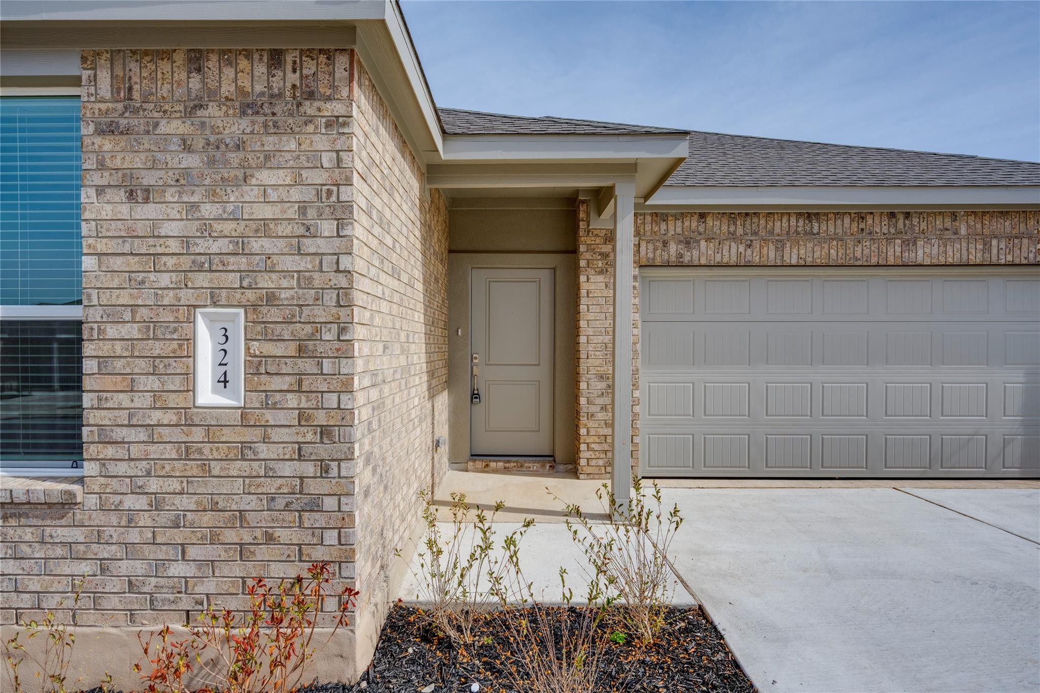 324 Rock Springs Dr, Marble Falls, TX 78654