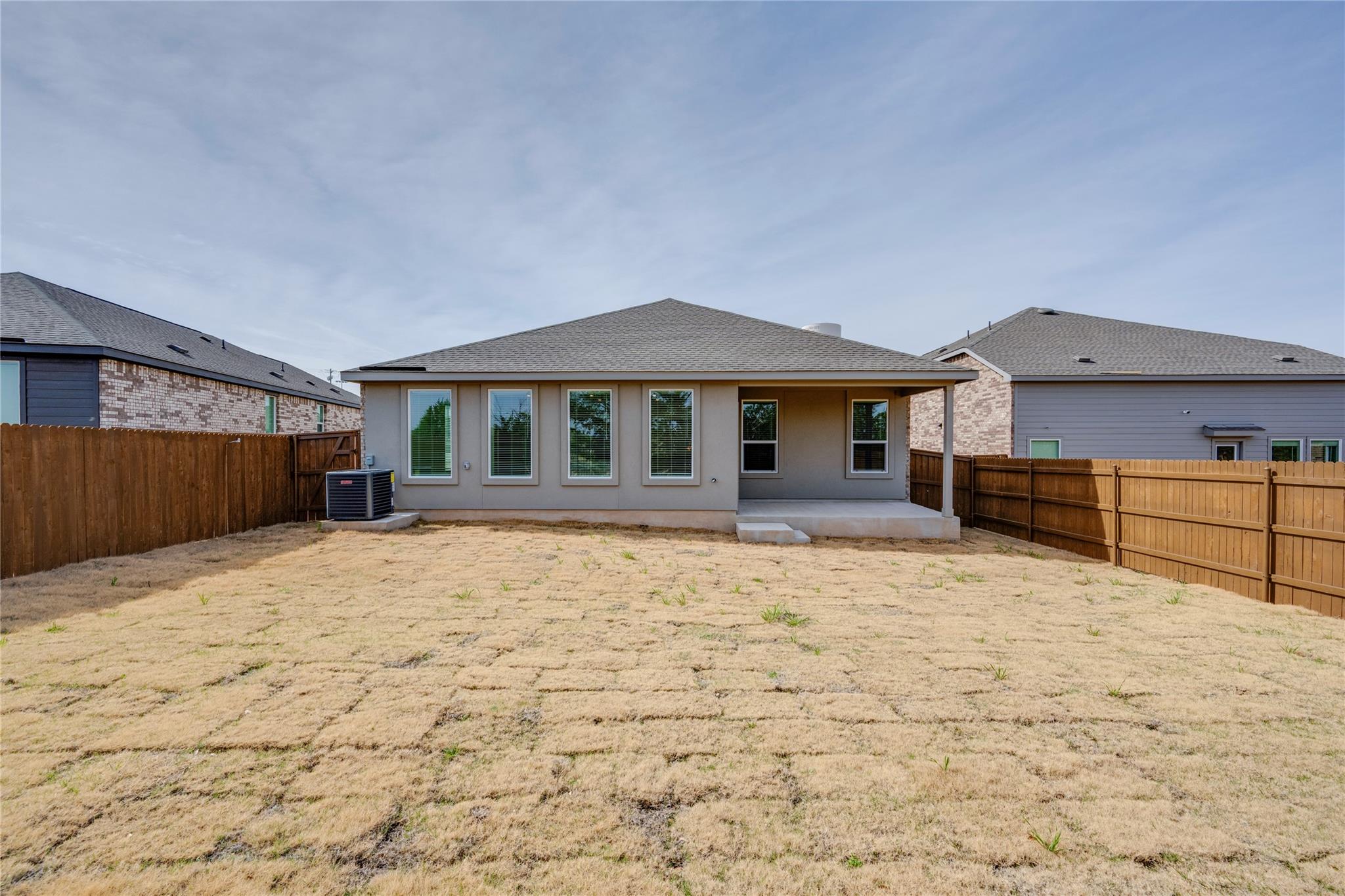 324 Rock Springs Dr, Marble Falls, TX 78654