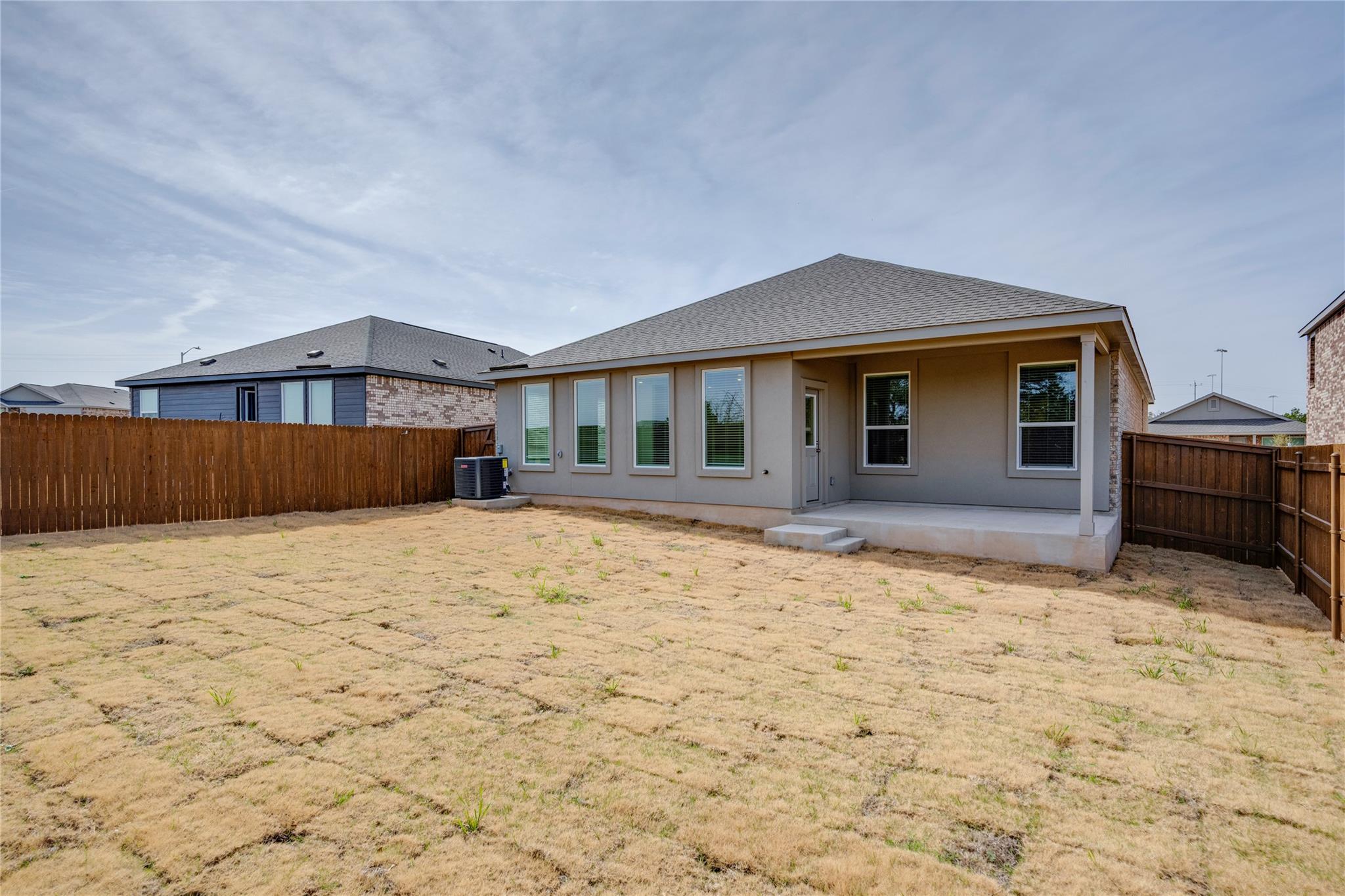 324 Rock Springs Dr, Marble Falls, TX 78654