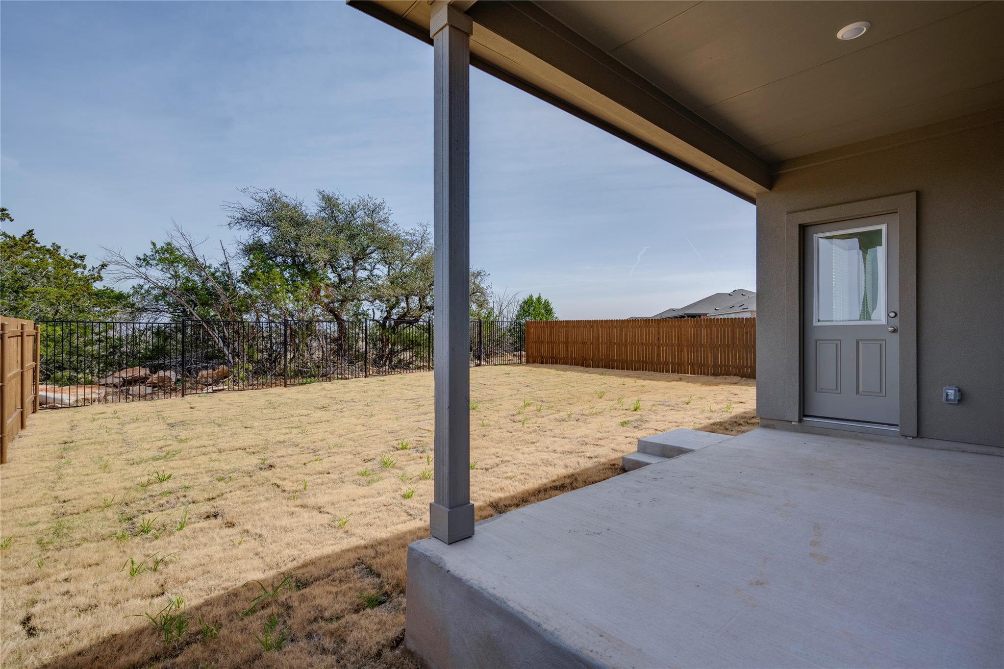 324 Rock Springs Dr, Marble Falls, TX 78654