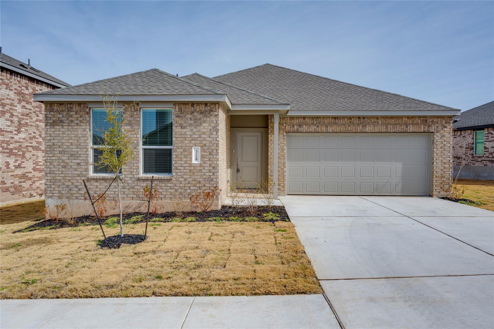 324 Rock Springs Dr, Marble Falls, TX 78654