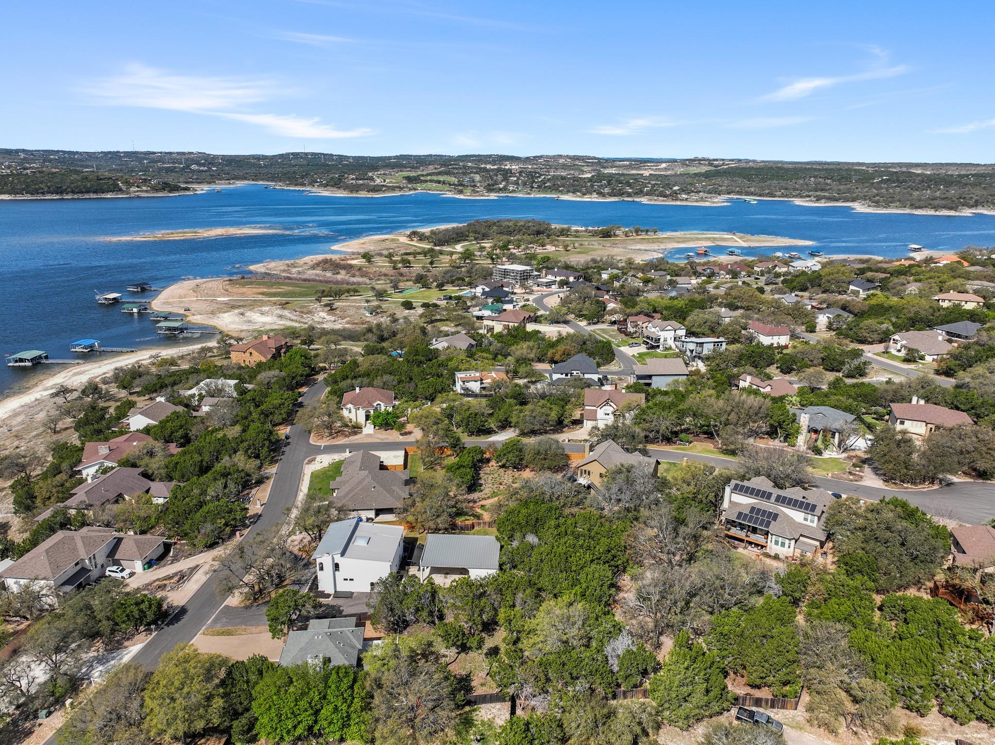 18702 Lakeland Dr, Point Venture, TX 78645