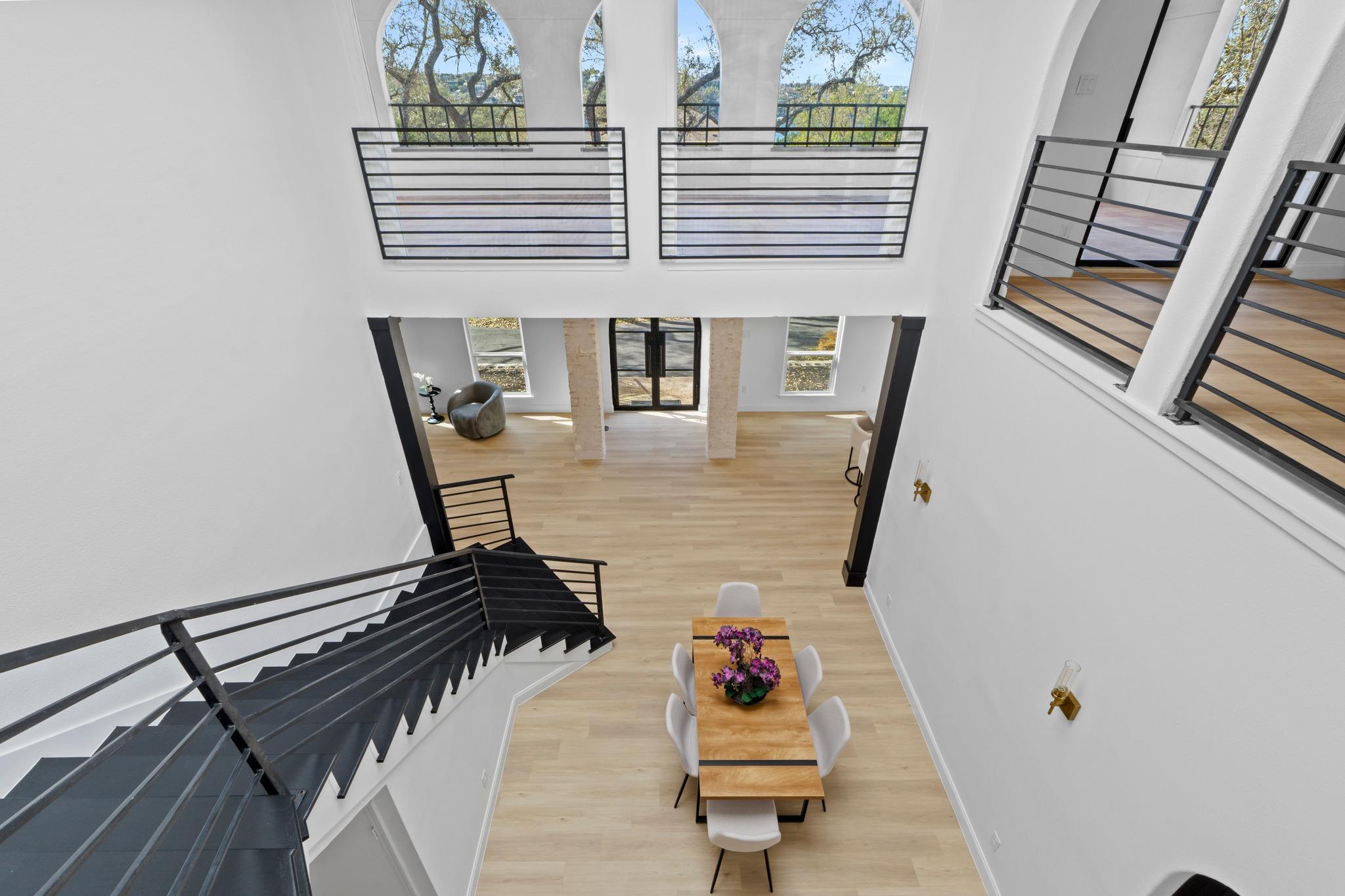 18702 Lakeland Dr, Point Venture, TX 78645