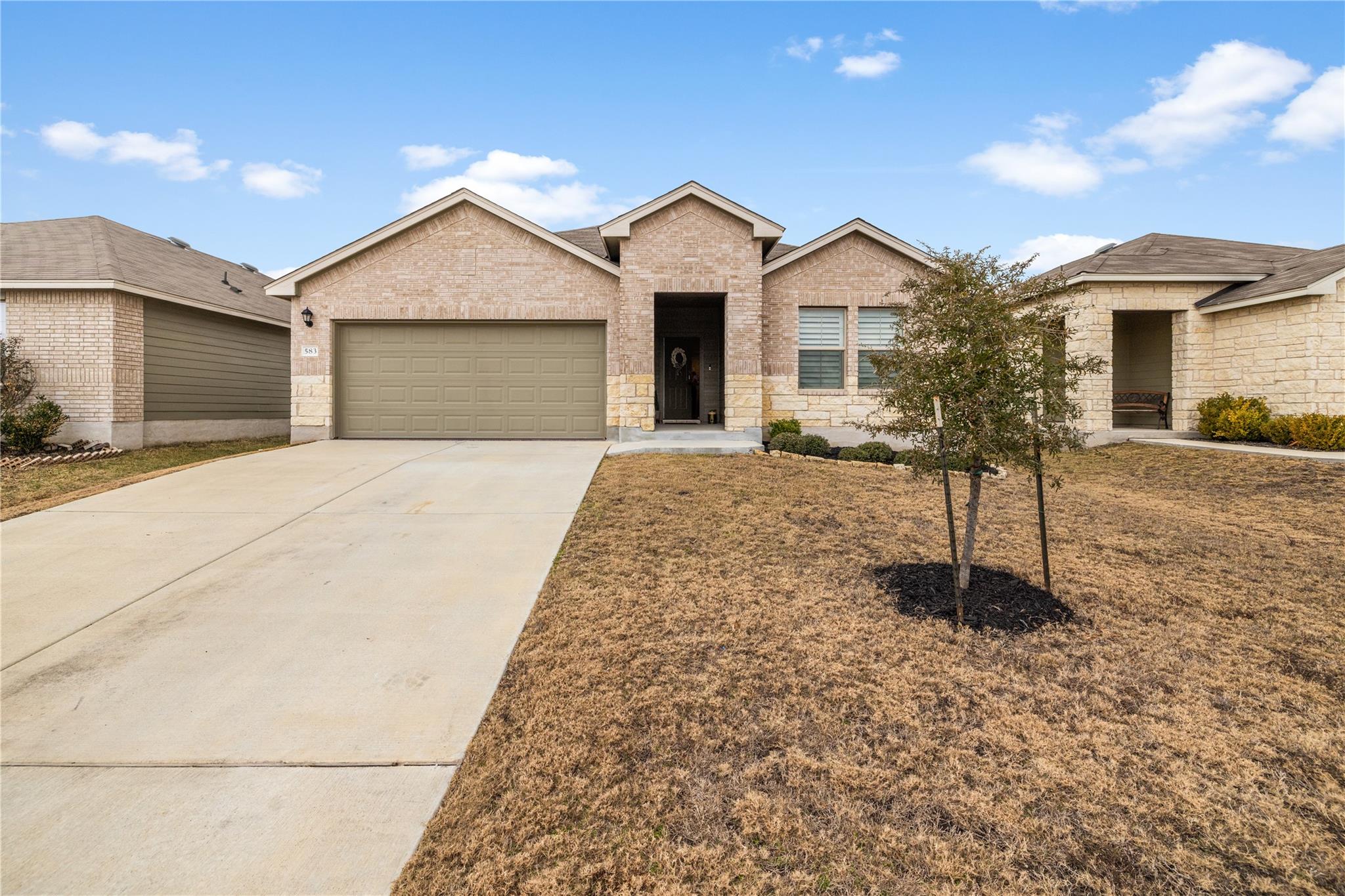 583 Taggart Trl, Jarrell, TX 76537