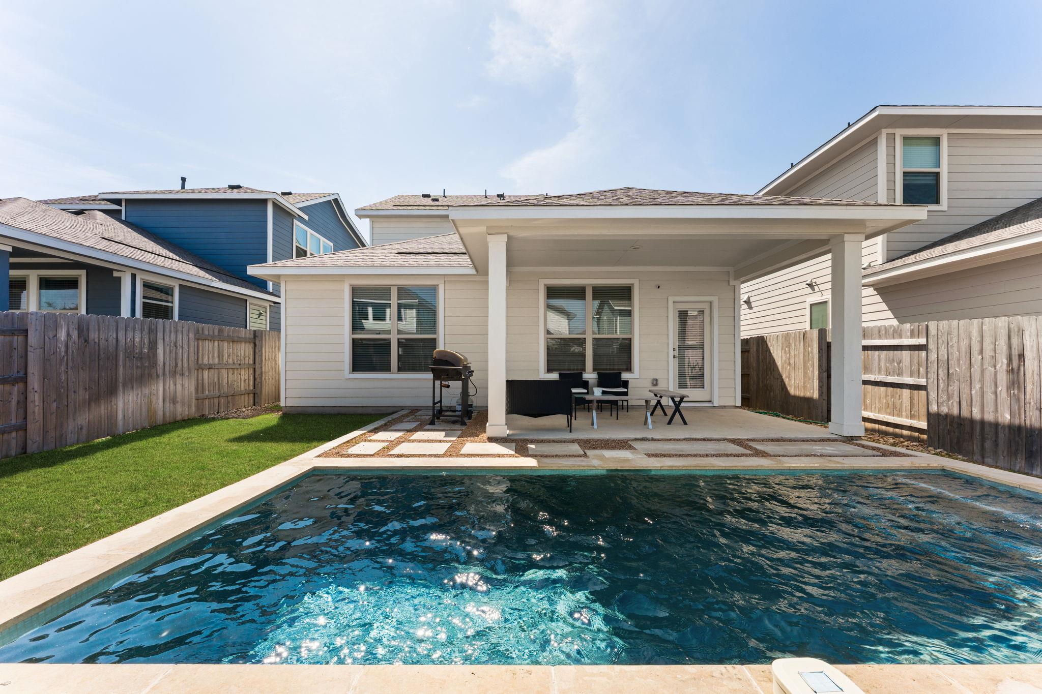 8610 McKamy Dr, Austin, TX 78744