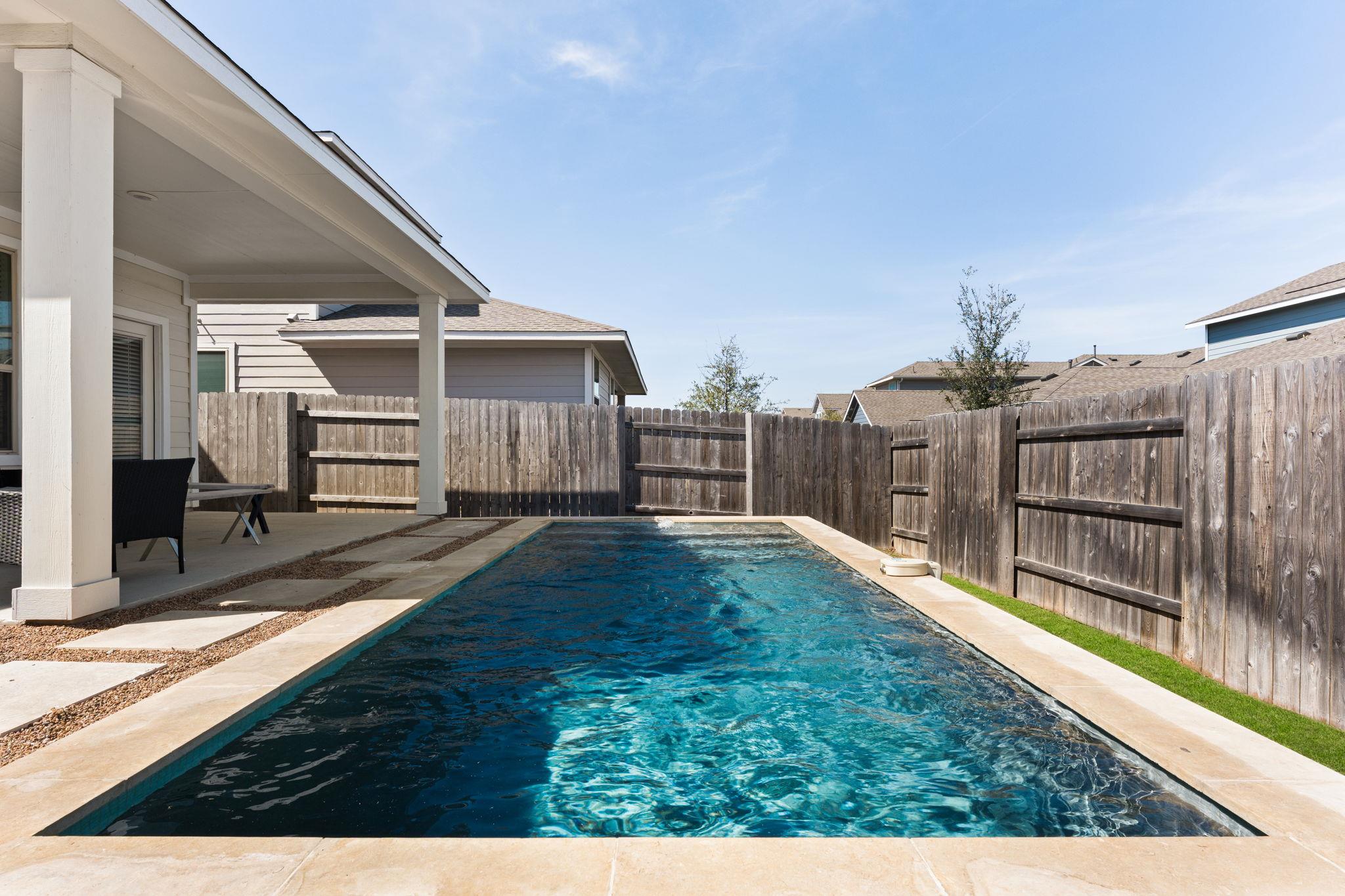 8610 McKamy Dr, Austin, TX 78744